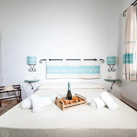 Cala Del Mar A20 山林小屋 *